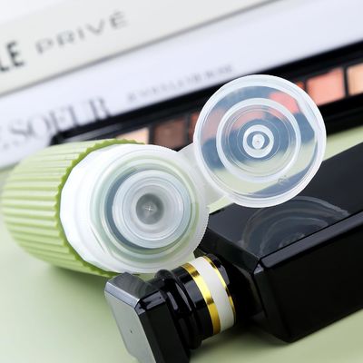 Forest Green Cosmetic Silicone Refillable Travel Bottles Set Leak Proof 90ml
