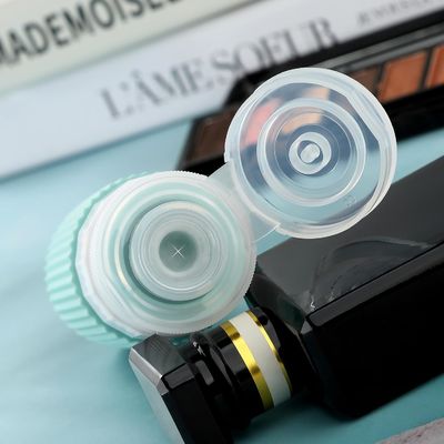 Mint Green Silicone Travel Toiletries Bottles Set Reusable Leak Proof 60ML